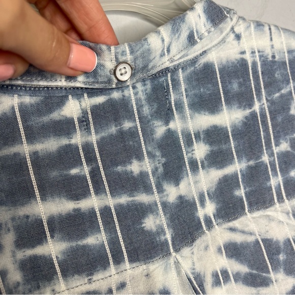 Anthropologie Cloth & Stone Chambray Tie Dye Button Down Tie Front Shirt - Picture 5 of 8